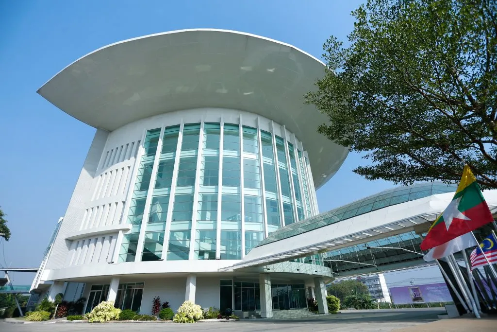 泰国巴吞他尼大学（Pathumthani University, PTU）