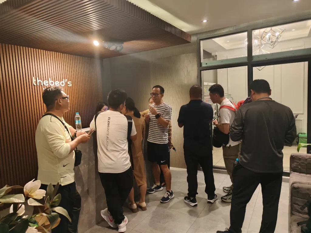 暖心接机，温暖起航