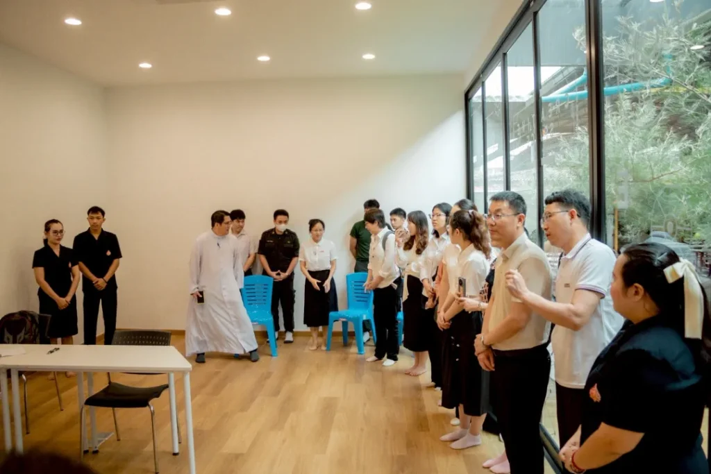 云南大学教育学院走访泰国达陆纳职业学院交流现场