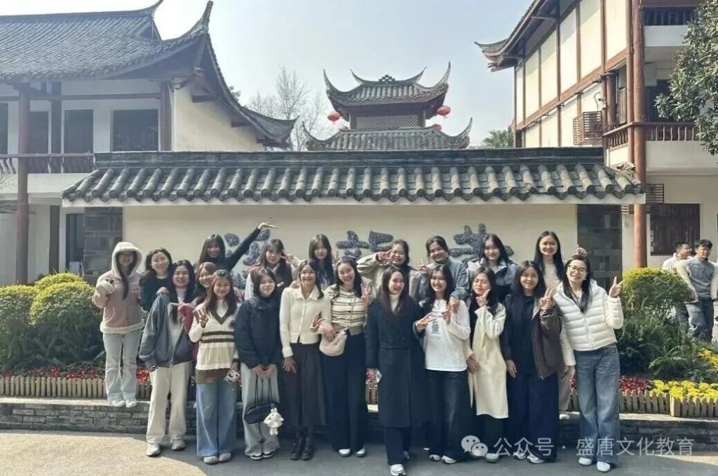 b51edb385aa6f36dead8649565afa0af